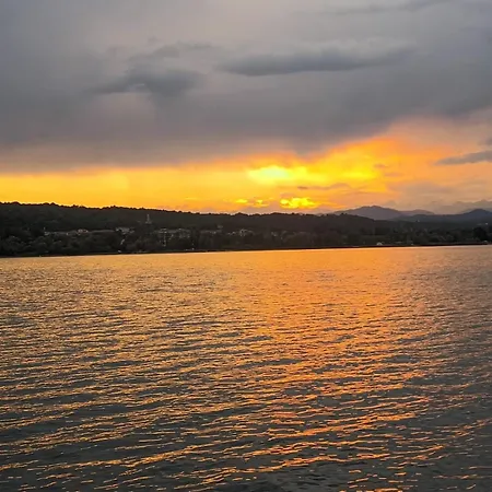 The Ugly Duckling Dormelletto