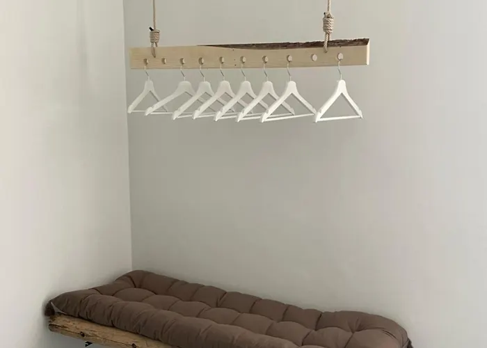 The Ugly Duckling Apartment *